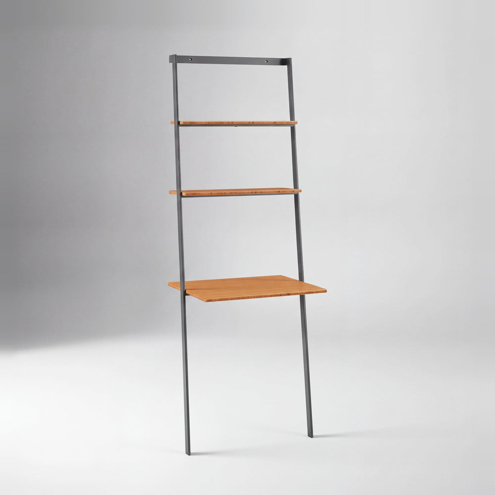 Studio Plus Leaning Desk