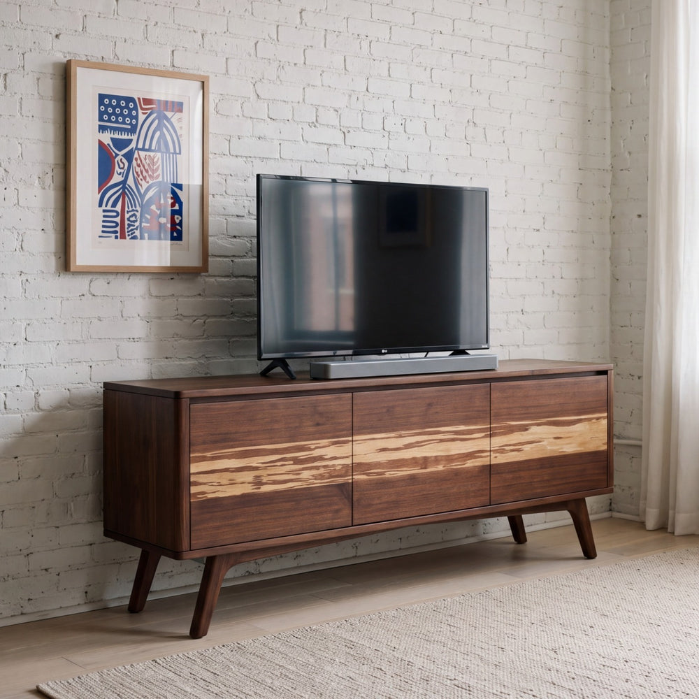 Azara media console