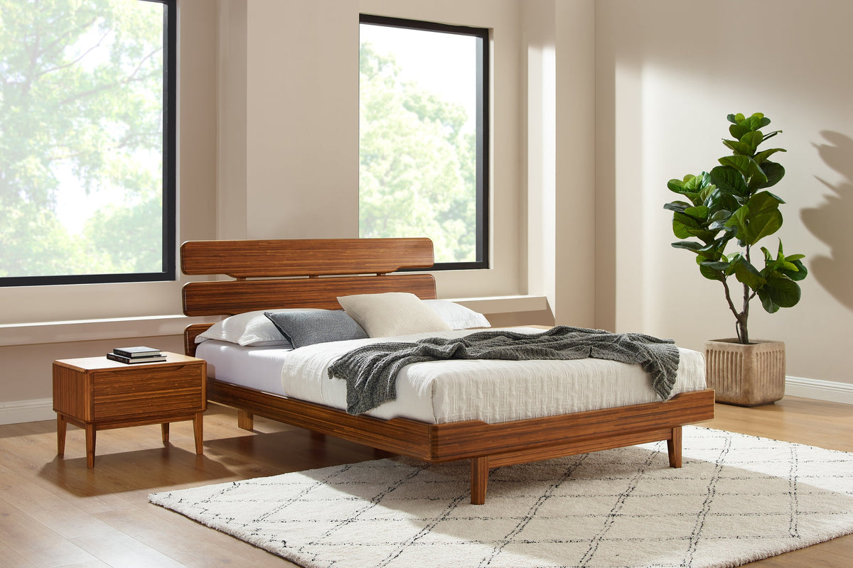Currant Platform Bed in Amber