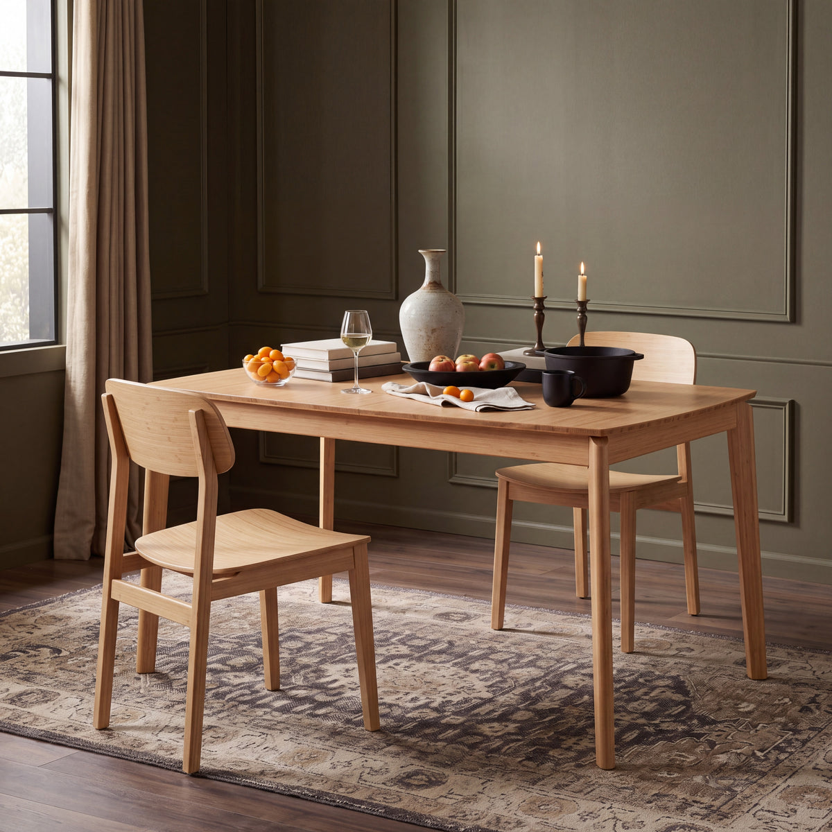 Currant 2.0 extension dining table in Caramelized