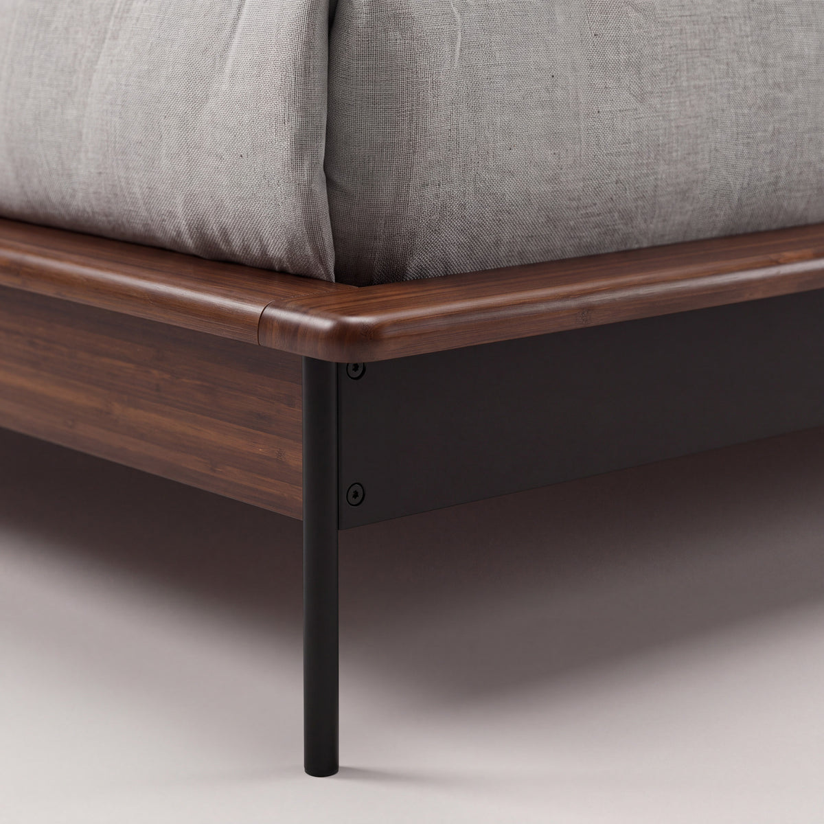 Greenington Park Avenue Bed in Ruby and Onyx bamboo