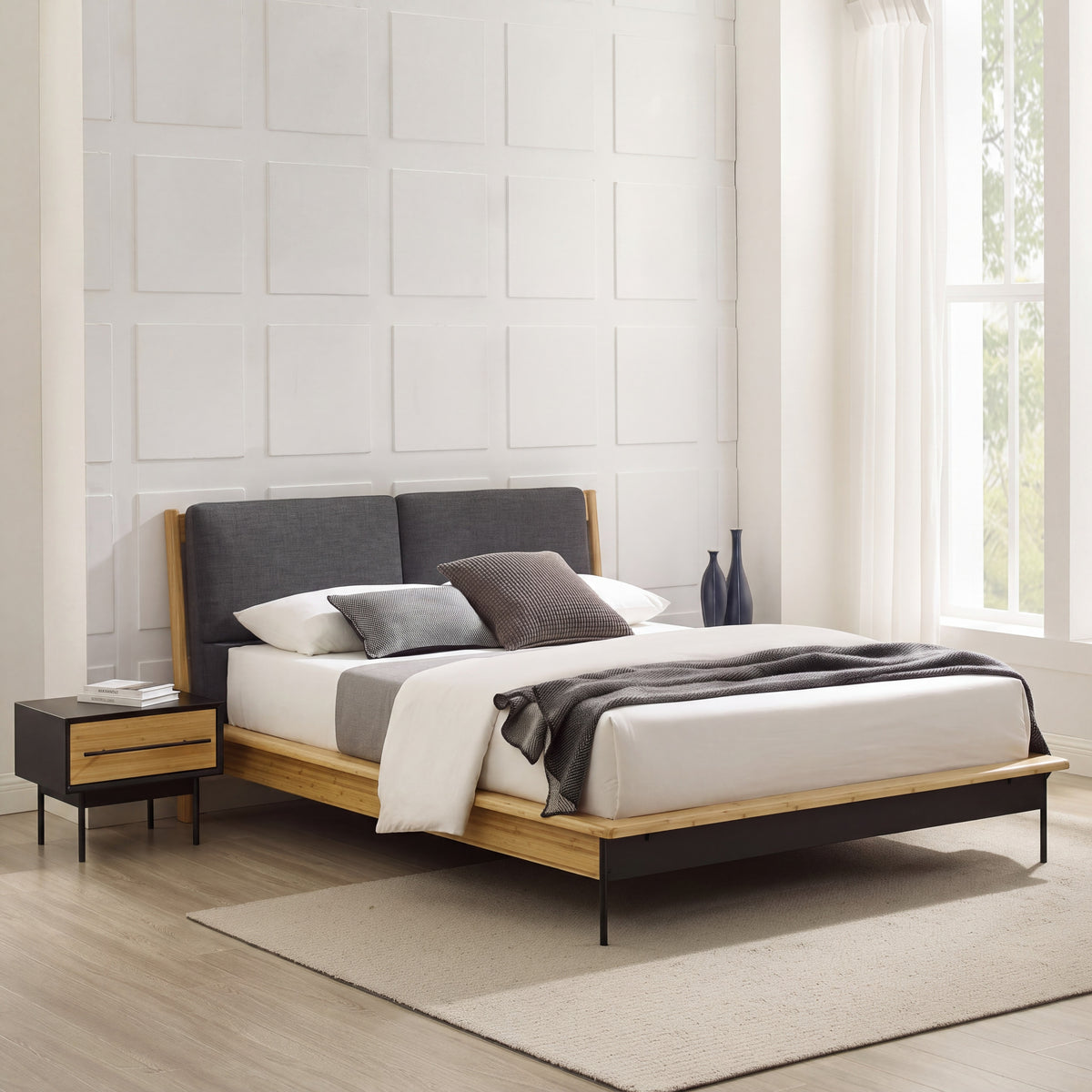 Santa Cruz bedroom in Wheat/Onyx