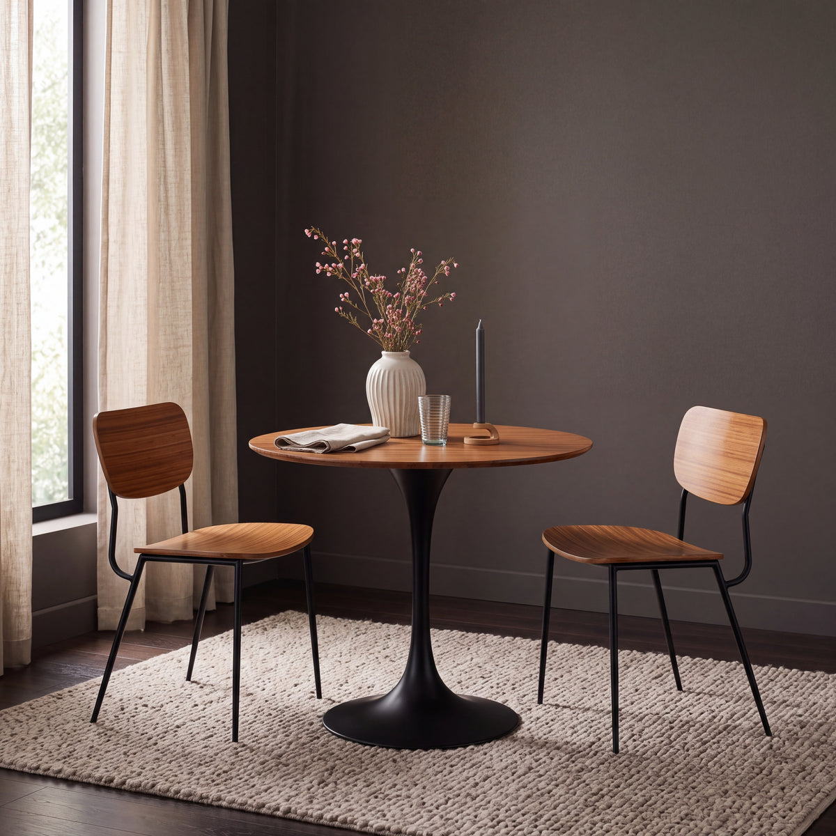 Soho dining table in Amber