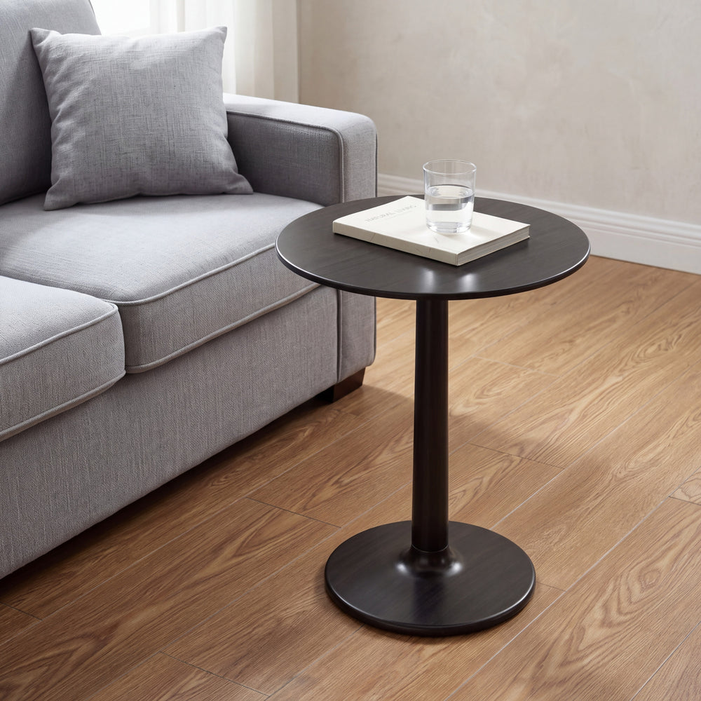 Sol side table in Caviar